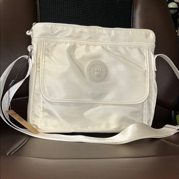 BearPaw White Shoulder Bag - Picture 1 of 4